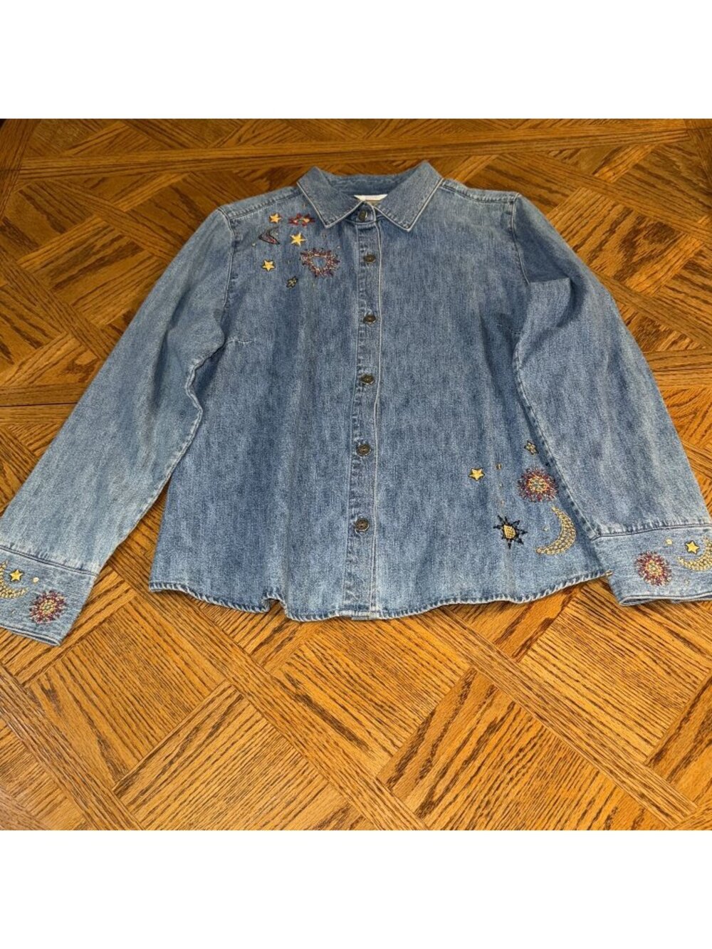 VTG Christopher & Banks Womens Large Denim Shirt Celestial Embroidery‎ Sun Moon